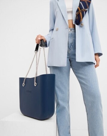 O bag classic navy blue & chain