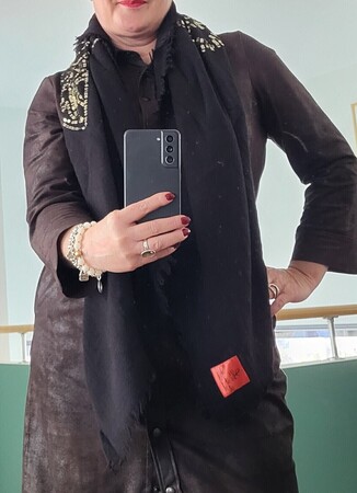 Erfurt | luxe sjaal met leeuwenkop| black | Uitverkoop