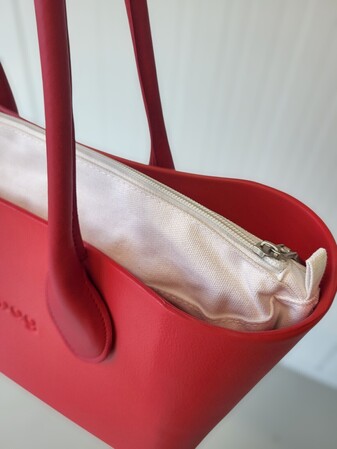 O bag classic red & white | SALE