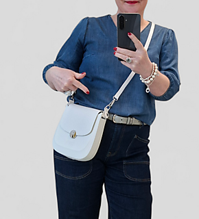 O bag chase | milk | SALE