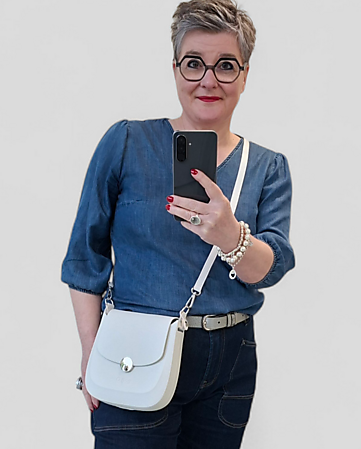 O bag chase | milk | SALE