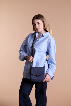 O bag chase | navy blue