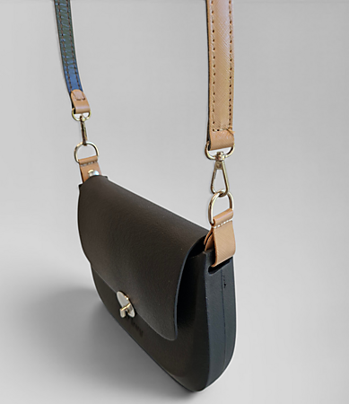 O bag chase black & biscuit