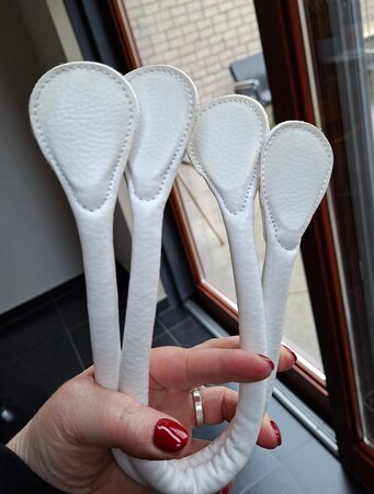 O bag short handles | hammered | white