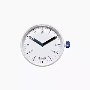 O clock dial 60 seconds blue on white